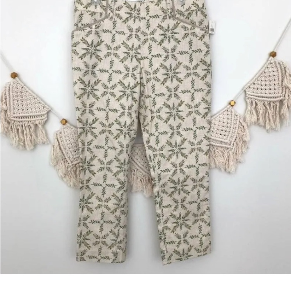 Cartonnier Charlie Trouser capris Size 4 botanical pattern